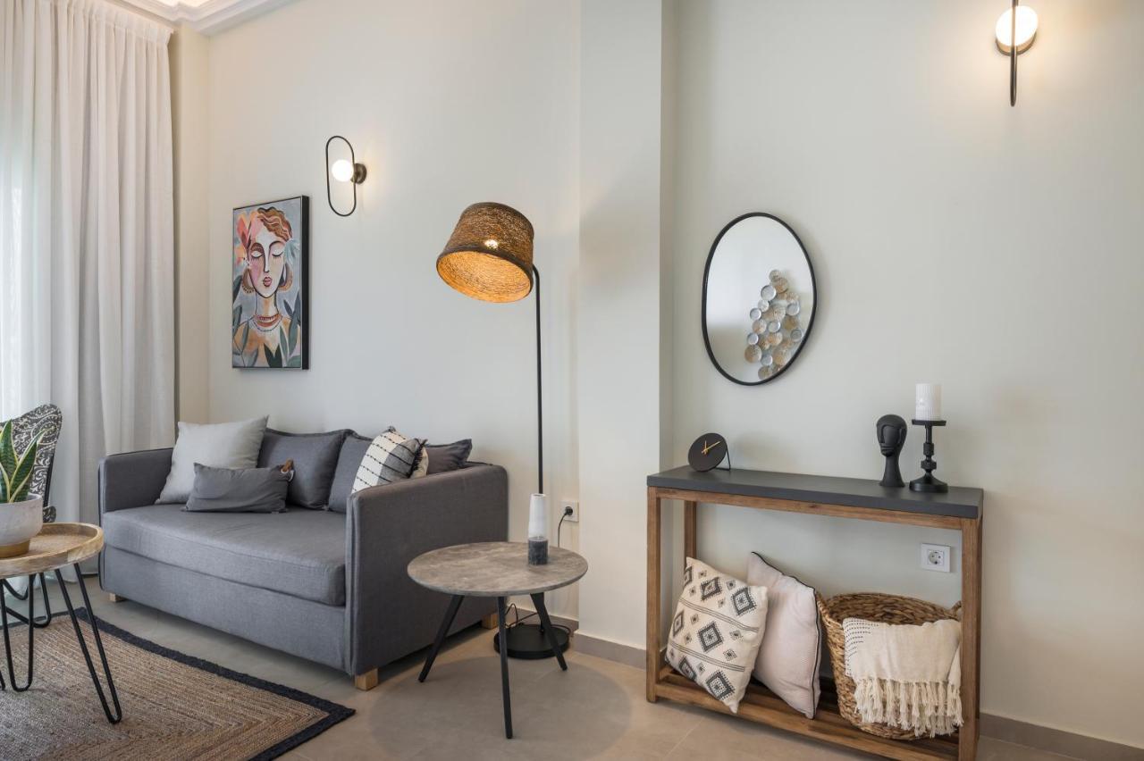 Kolymbari Sea Front Cozy Apartments Ngoại thất bức ảnh