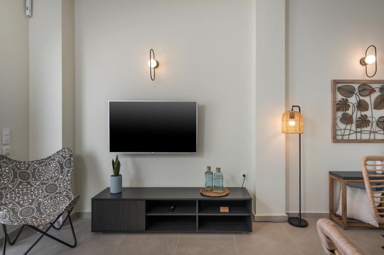 Kolymbari Sea Front Cozy Apartments Ngoại thất bức ảnh