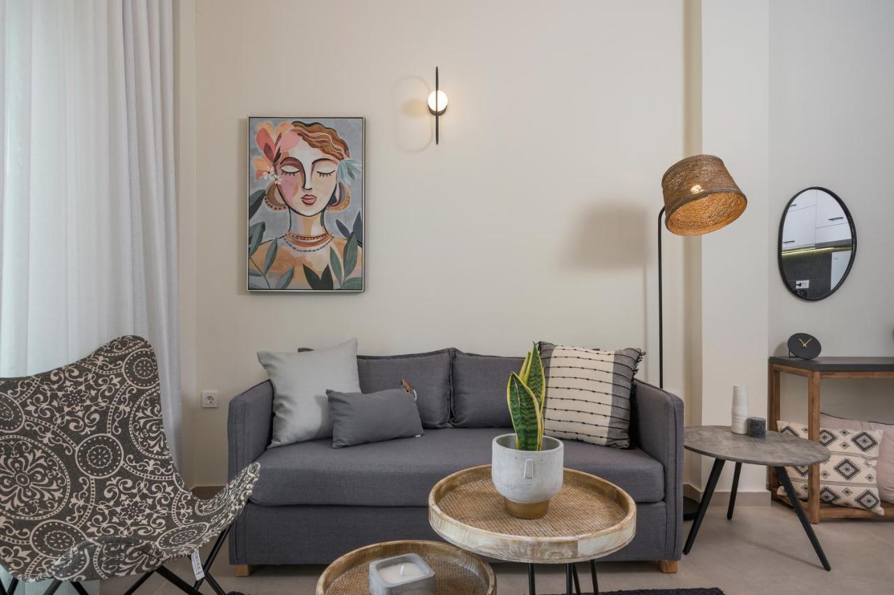 Kolymbari Sea Front Cozy Apartments Ngoại thất bức ảnh