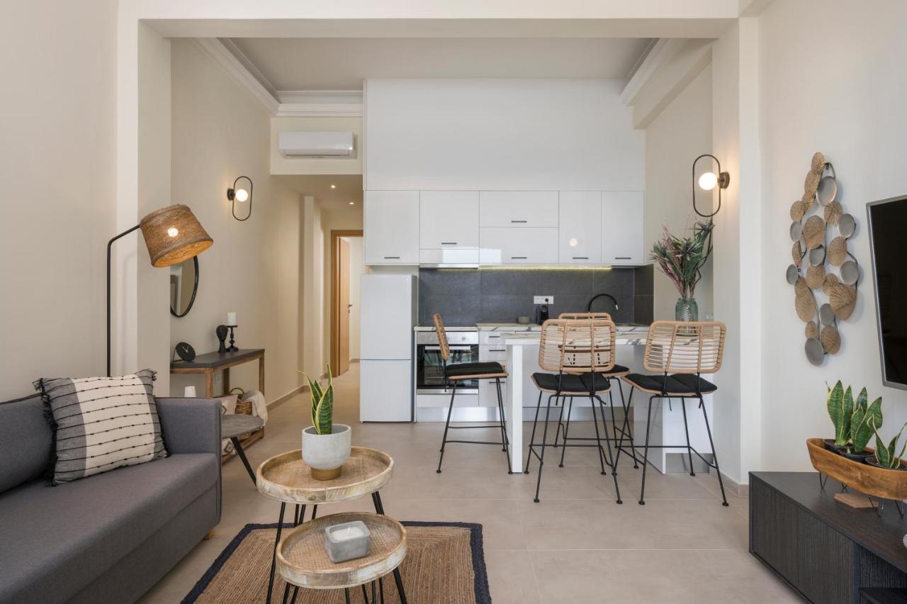 Kolymbari Sea Front Cozy Apartments Ngoại thất bức ảnh